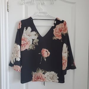 Like-New Dynamite Floral Blouse w/ Back Detailing